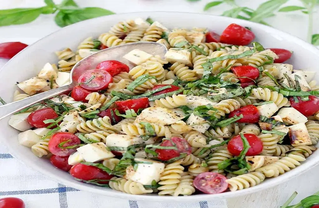 Caprese-Pasta-Salad
